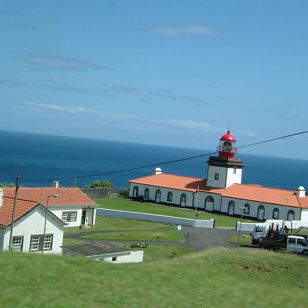 Moradias Estacao Radio Naval , Moradia Vila Do Porto Lajes das Flores Екстериор снимка